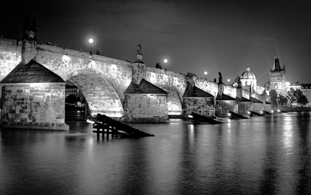 The Charles bridge in the night