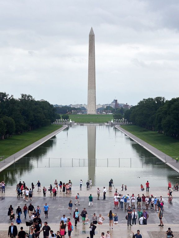 Washington Monument in the backround